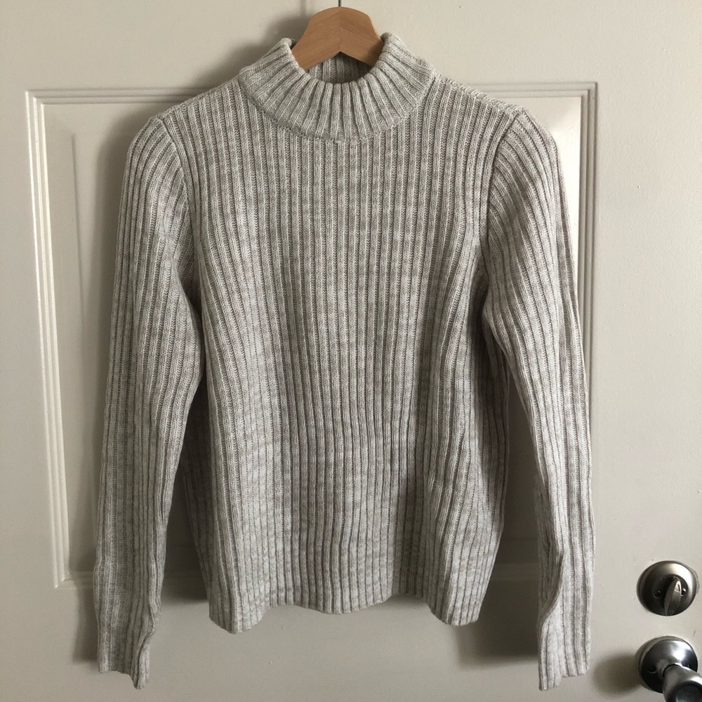 H&M Gray Sweater